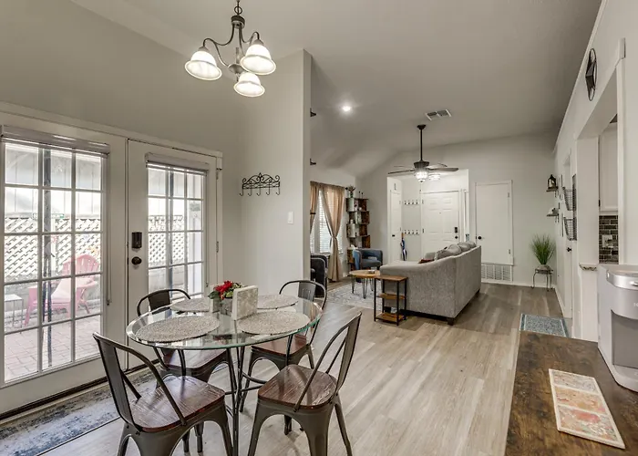 2 Mi To Dtwn! Modern Oasis W/ Patio * Round Rock