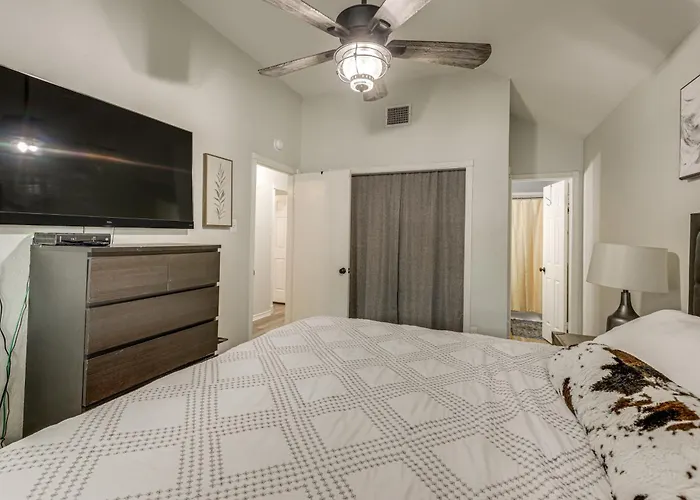 2 Mi To Dtwn! Modern Oasis W/ Patio Round Rock